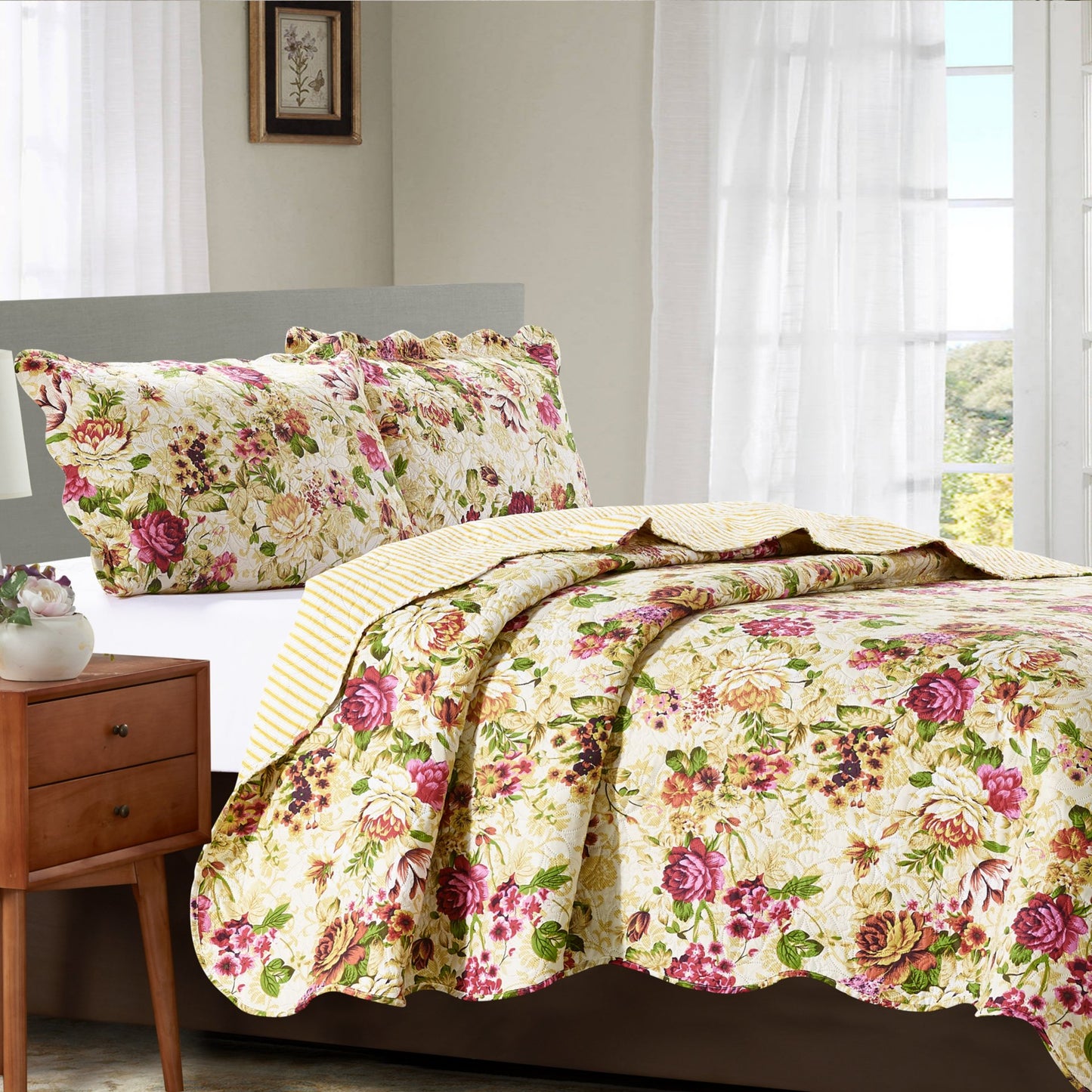 Jennifer 3 Piece Quilt Set - Ivory