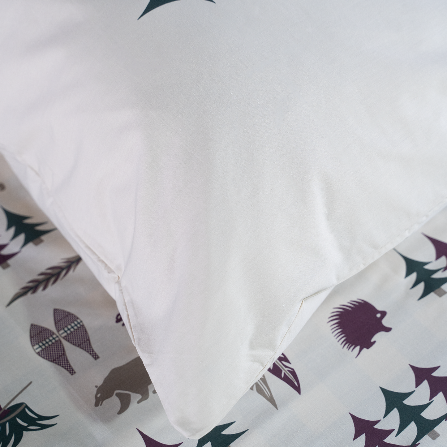 True Grit - Northern Exposure - Animal Printed Zoophilist Sheet Set
