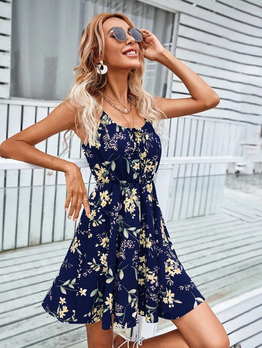 Elegant Sleeveless Printed Dress with Elastic Waist