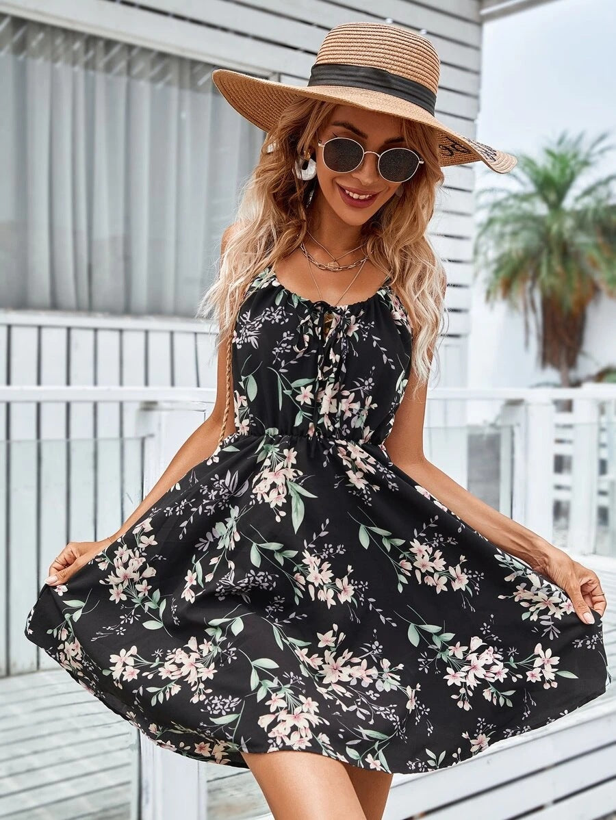 Elegant Sleeveless Printed Dress with Elastic Waist