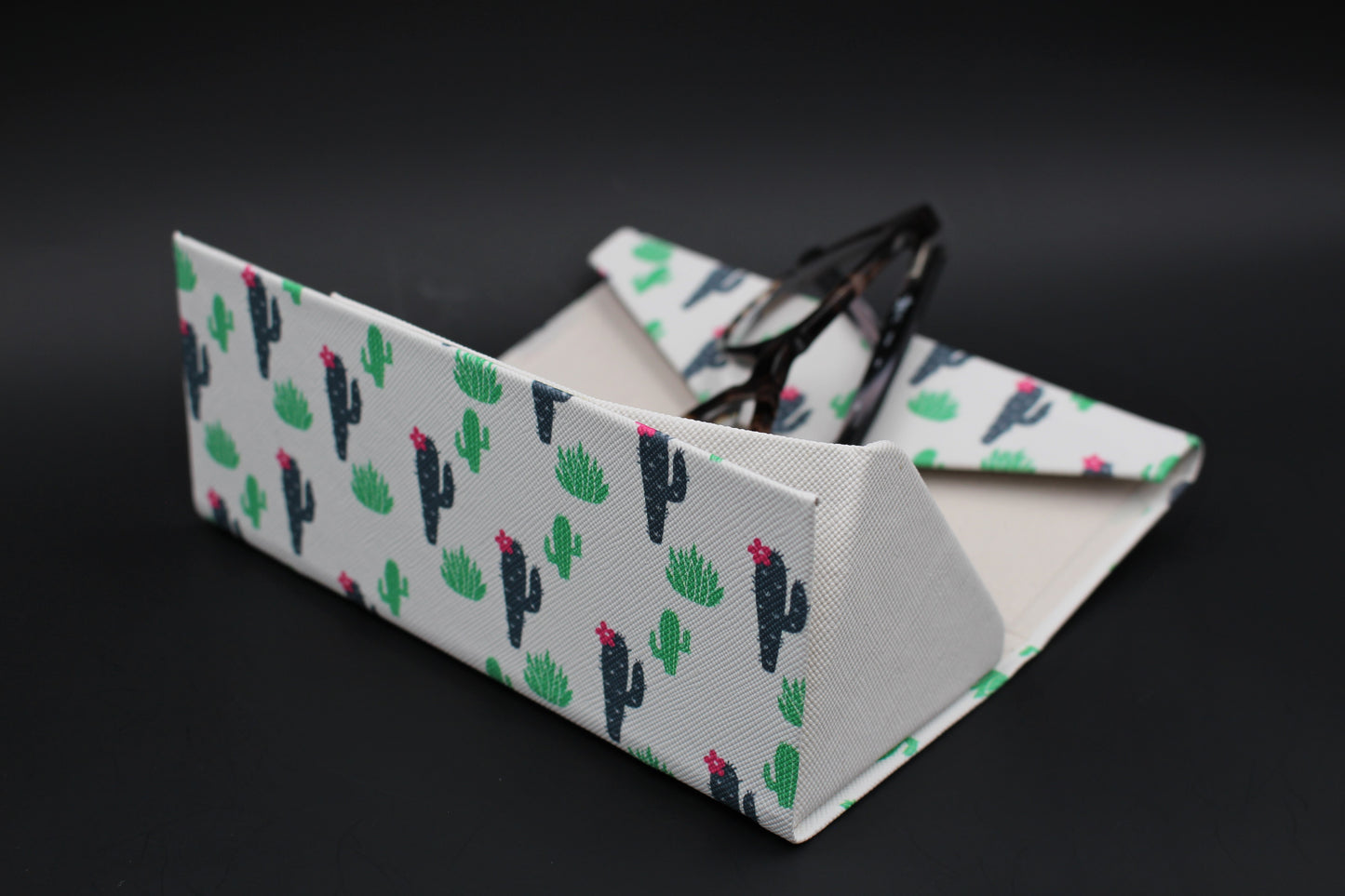 REAL SIC Cactus PU Leather Glasses Case - Cactus Print